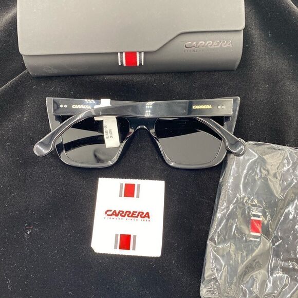 Women’s Authentic Carrera polarized sunglasses with case - Picture 3 of 9